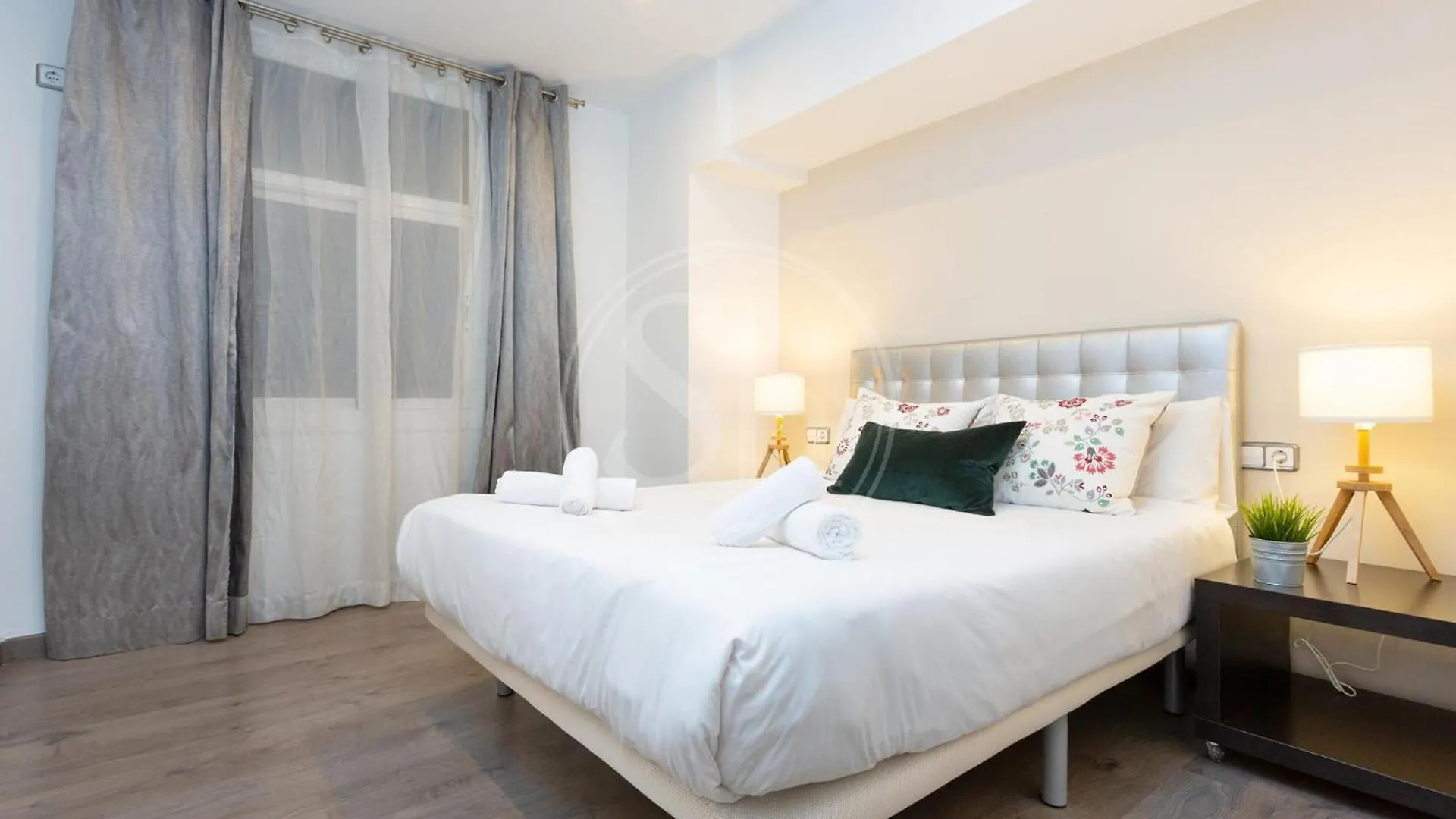 Апартаменты Apartamento Familiar Cerca De Sagrada Familia Барселона Испания